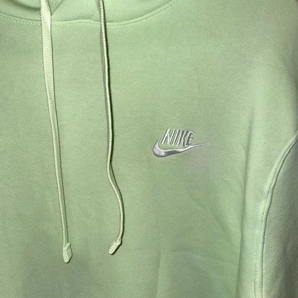 Nike Sweater/Hoodie - Picture 2 of 4
